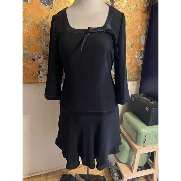 Vintage Evan Picone Dropped Waist Satin Trimmed Black Crepe Dress Size 14 RUN SM - Picture 1 of 6